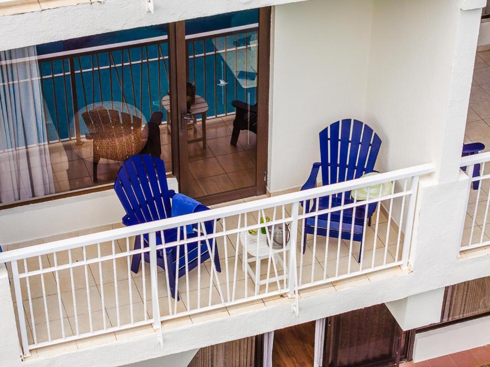 King Room Pool View